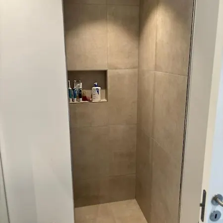 호텔 New House From 2023 *